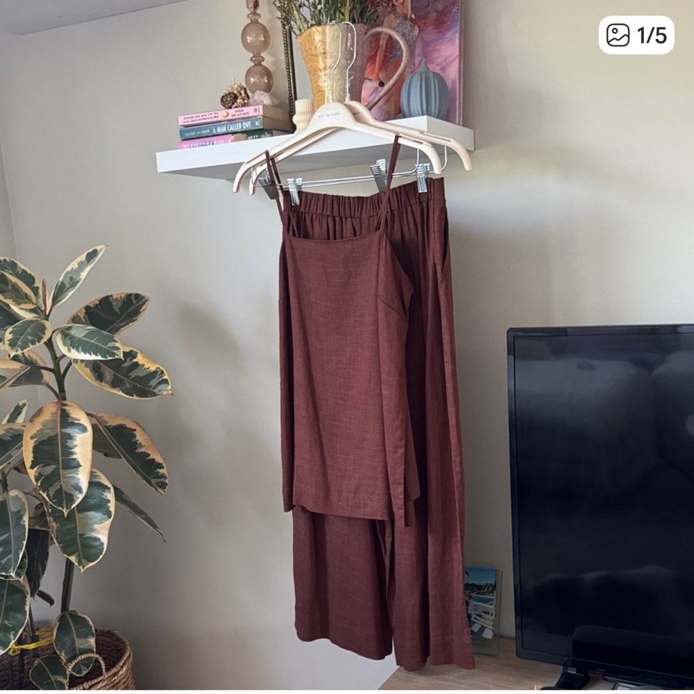 House of Harlow 1960 Rust Brown Linen Two-Piece Set